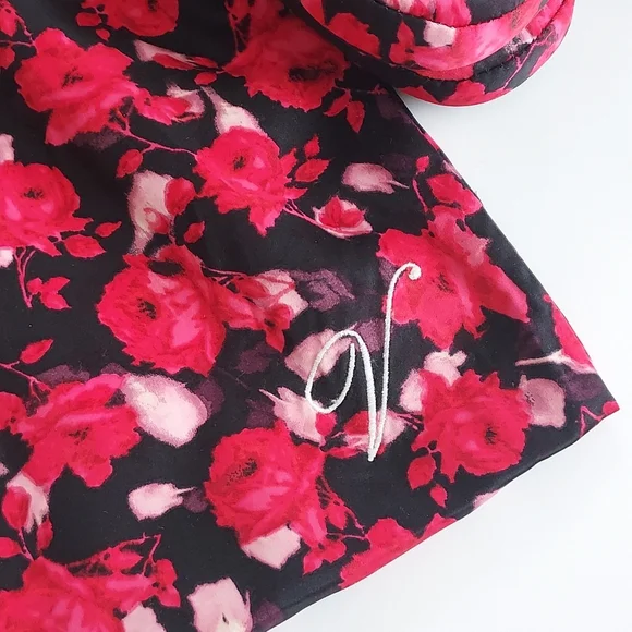 Victoria's Secret Slippers - Picture 5 of 9